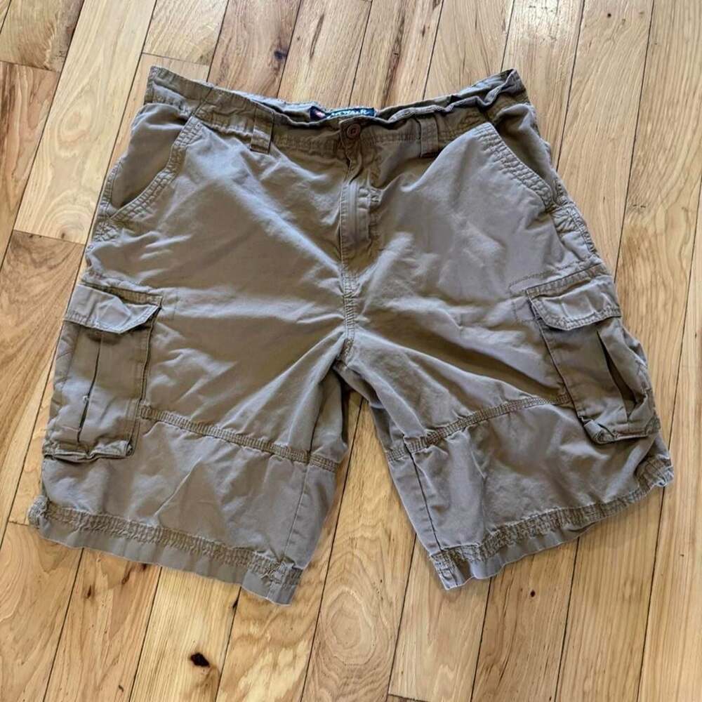 Airwalk Men's Khaki Cargo Shorts Size 36